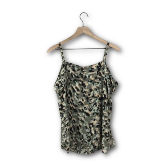 CAbi Tiered Cold Shoulder Tank Top (Small) - Picture 3 of 8